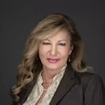laura-mccrary-col_tb laura-mccrary-col_tb
